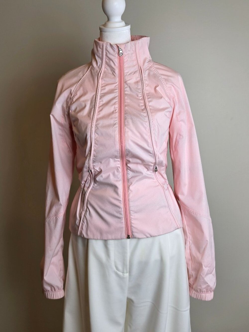 Lululemon Lightweight Jacket — Size xs